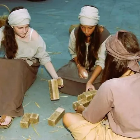 Ca Degli Ulivi 菲纳莱利古雷